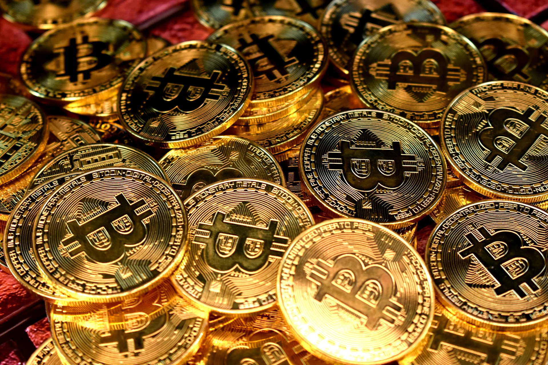 Bitcoin’de Yaşanan %5’lik Ani Düşüş Kaldıraçlı Kripto Pozisyonlarında 165 Milyon Dolarlık Kayba Neden Oldu